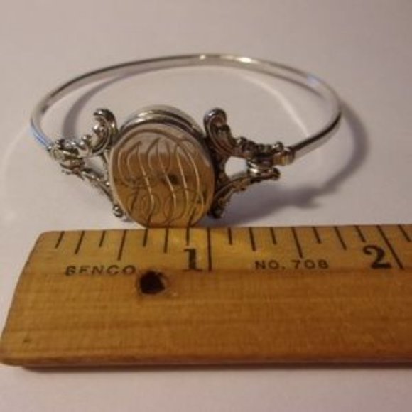 "Avon Silver Tone Locket Bracelet " - Picture 5 of 6